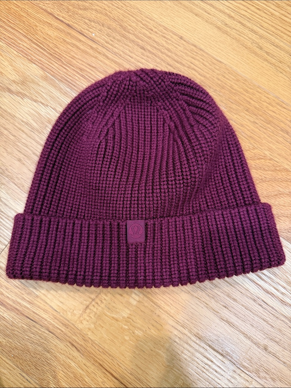 lululemon athletica Men's Ribbed Beanie - Maroon